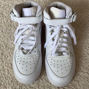 Gently Used Nike Air Force1’s